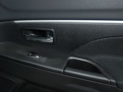 2011款 2.0L CVT 两驱 炫动版5座