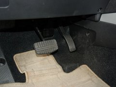 2011款 2.0L CVT 两驱 炫动版5座
