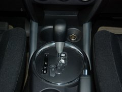 2011款 2.0L CVT 两驱 炫动版5座