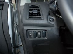 2011款 2.0L CVT 两驱 炫动版5座