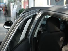 2011款 2.0L CVT 两驱 炫动版5座