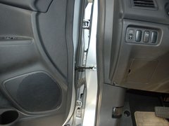 2011款 2.0L CVT 两驱 炫动版5座