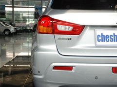 2011款 2.0L CVT 两驱 炫动版5座