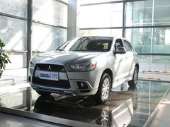 2011款 2.0L CVT 两驱 炫动版5座