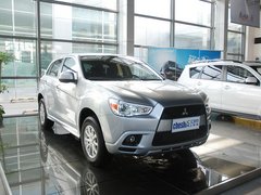 2011款 2.0L CVT 两驱 炫动版5座