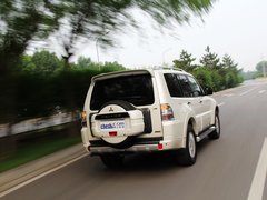 2011款 3.0L 自动 精英超越版7座