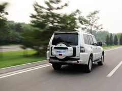 2011款 3.0L 自动 精英超越版7座