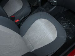 2011款 1.0L 手动 智尊型