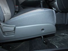 2011款 1.0L 手动 智尊型