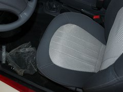 2011款 1.0L 手动 智尊型