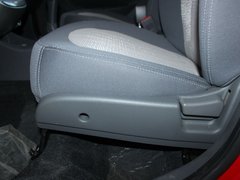 2011款 1.0L 手动 智尊型
