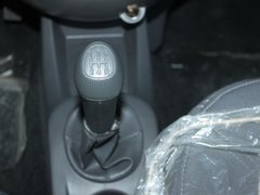 2011款 1.0L 手动 智尊型