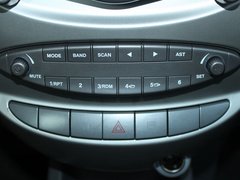 2011款 1.0L 手动 智尊型