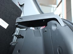 2011款 1.0L 手动 智尊型