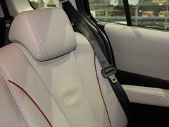 2011款 2.0 自动 豪华型 7座