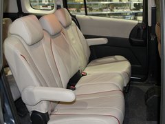 2011款 2.0 自动 豪华型 7座