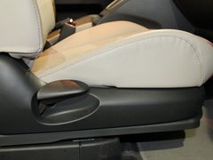 2011款 2.0 自动 豪华型 7座