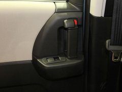 2011款 2.0 自动 豪华型 7座
