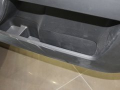 2011款 2.0 自动 豪华型 7座