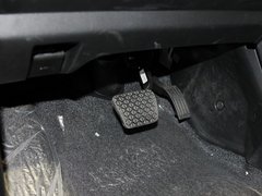 2011款 2.0 自动 豪华型 7座