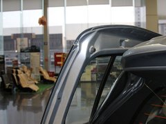 2011款 2.0 自动 豪华型 7座