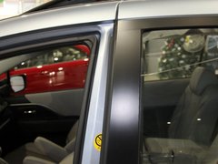 2011款 2.0 自动 豪华型 7座
