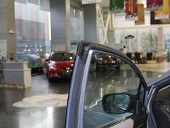 2011款 2.0 自动 豪华型 7座