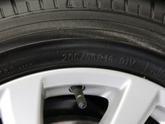 2011款 2.0 自动 豪华型 7座