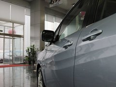 2011款 2.0 自动 豪华型 7座