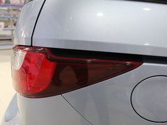 2011款 2.0 自动 豪华型 7座