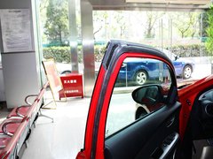 2011款 2.0 自动 精英版
