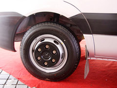 2011款 2.8 手动 HFC4DA1-2B2 豪华型