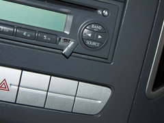2011款 2.8 手动 HFC4DA1-2B2 豪华型