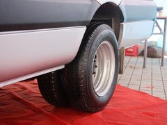 2011款 2.8 手动 HFC4DA1-2B2 豪华型