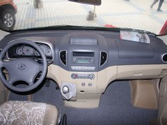 2011款 2.8 手动 HFC4DA1-2B2 豪华型