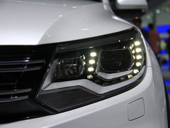2011款 2.0TSI R-Line 5座