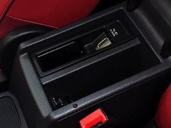 2011款 2.0TSI R-Line 5座