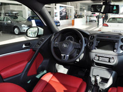 2011款 2.0TSI R-Line 5座