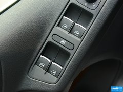 2011款 2.0TSI R-Line 5座