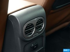 2011款 2.0TSI R-Line 5座