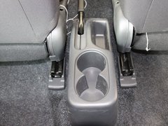 2011款 1.3 手动 导航版 4座