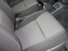 2011款 1.3 手动 导航版 4座
