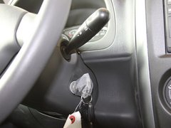 2011款 1.3 手动 导航版 4座
