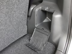 2011款 1.3 手动 导航版 4座