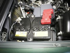 2011款 1.3 自动 单色版 4座