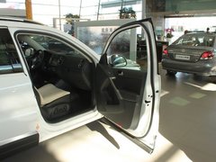 2010款 2.0TSI 四驱旗舰导航版 5座