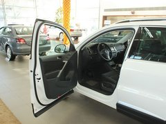 2010款 2.0TSI 四驱旗舰导航版 5座