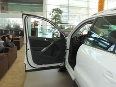 2010款 2.0TSI 四驱旗舰导航版 5座