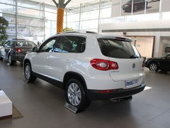 2010款 2.0TSI 四驱旗舰导航版 5座