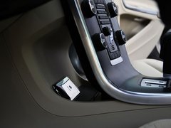 2011款 2.0T DCT 智尊型